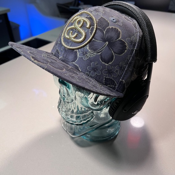 Two (2) Stussy Flowered Fitted Hats · 7 1/2 · Like New - Picture 2 of 8